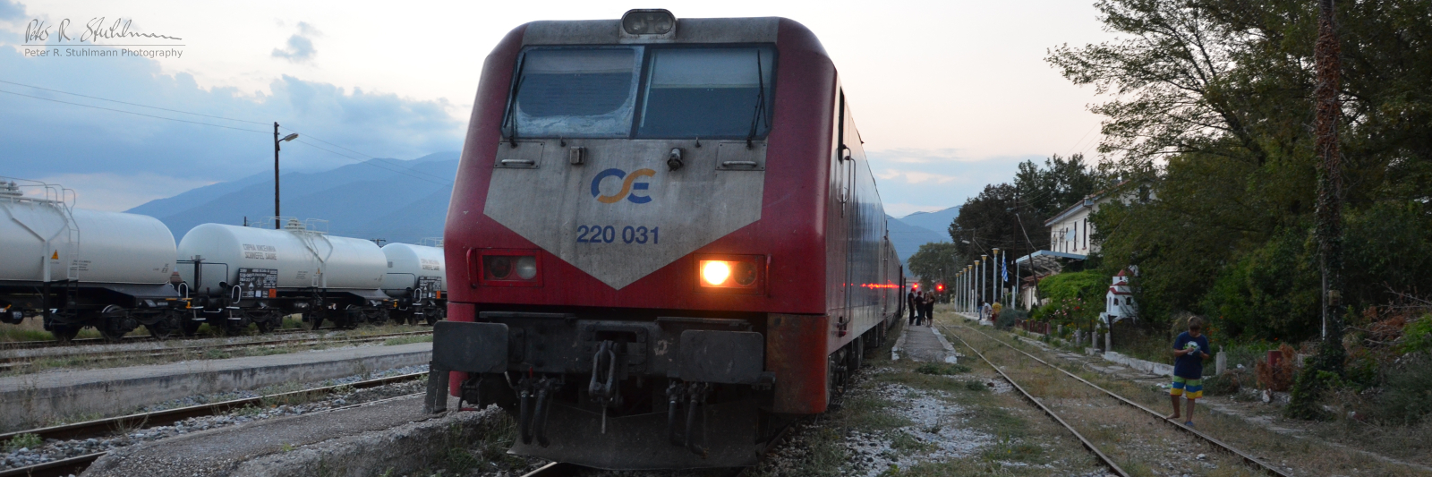 Zug der griechischen Bahngesellschaft TrainOSE an der griechisch-bulgarischen Grenze.