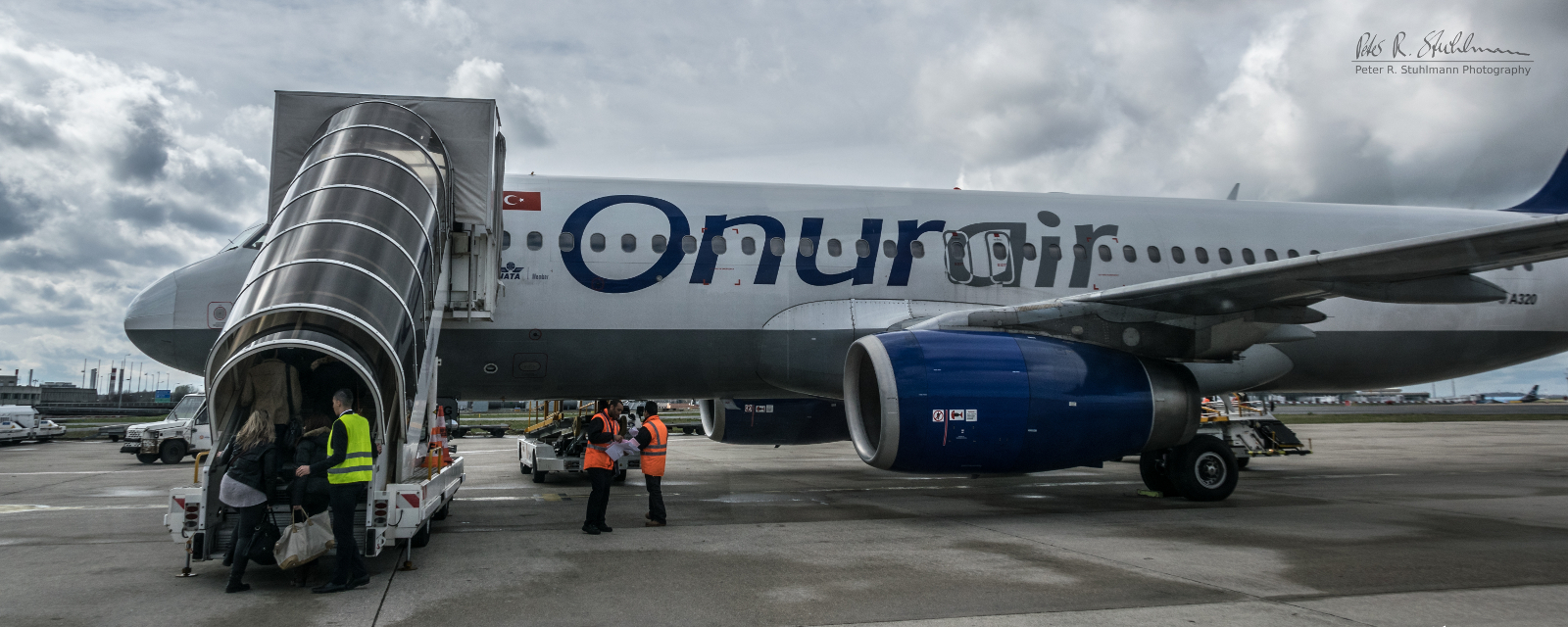 Mit diesem Airbus von OnurAir ging es von Paris nach Istanbul.