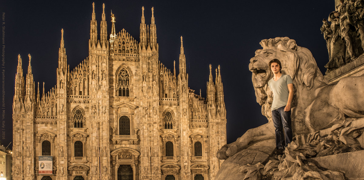 Mailand: Eigentlich ist es verboten auf das Monumento Equestre a Vittorio Emanuele II zu klettern. Nach Einbruch der Dunkelheit hat das aber niemanden mehr interessiert - auch mich nicht.